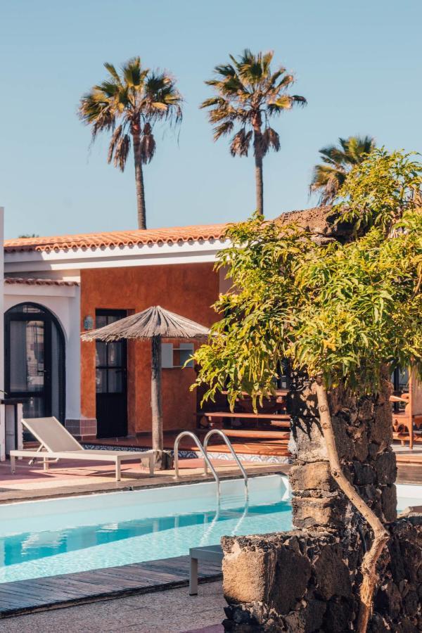 Miramar Boutique Apartments Adults Only كوراليهو المظهر الخارجي الصورة