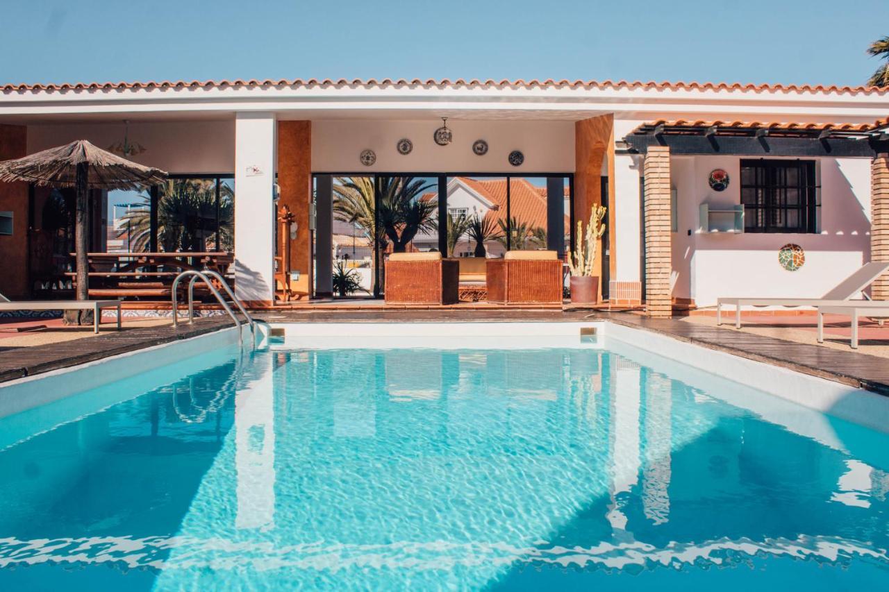 Miramar Boutique Apartments Adults Only كوراليهو المظهر الخارجي الصورة