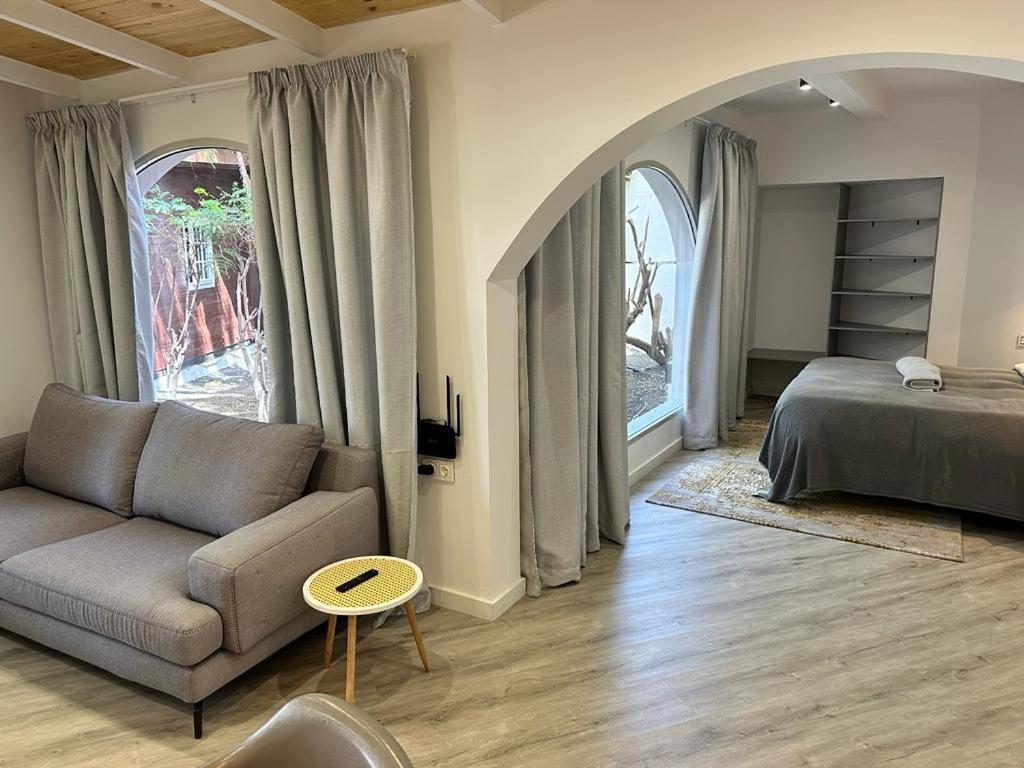 Miramar Boutique Apartments Adults Only كوراليهو المظهر الخارجي الصورة