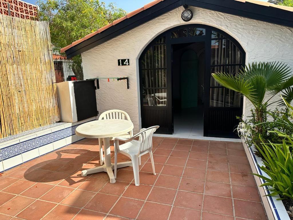 Miramar Boutique Apartments Adults Only كوراليهو المظهر الخارجي الصورة